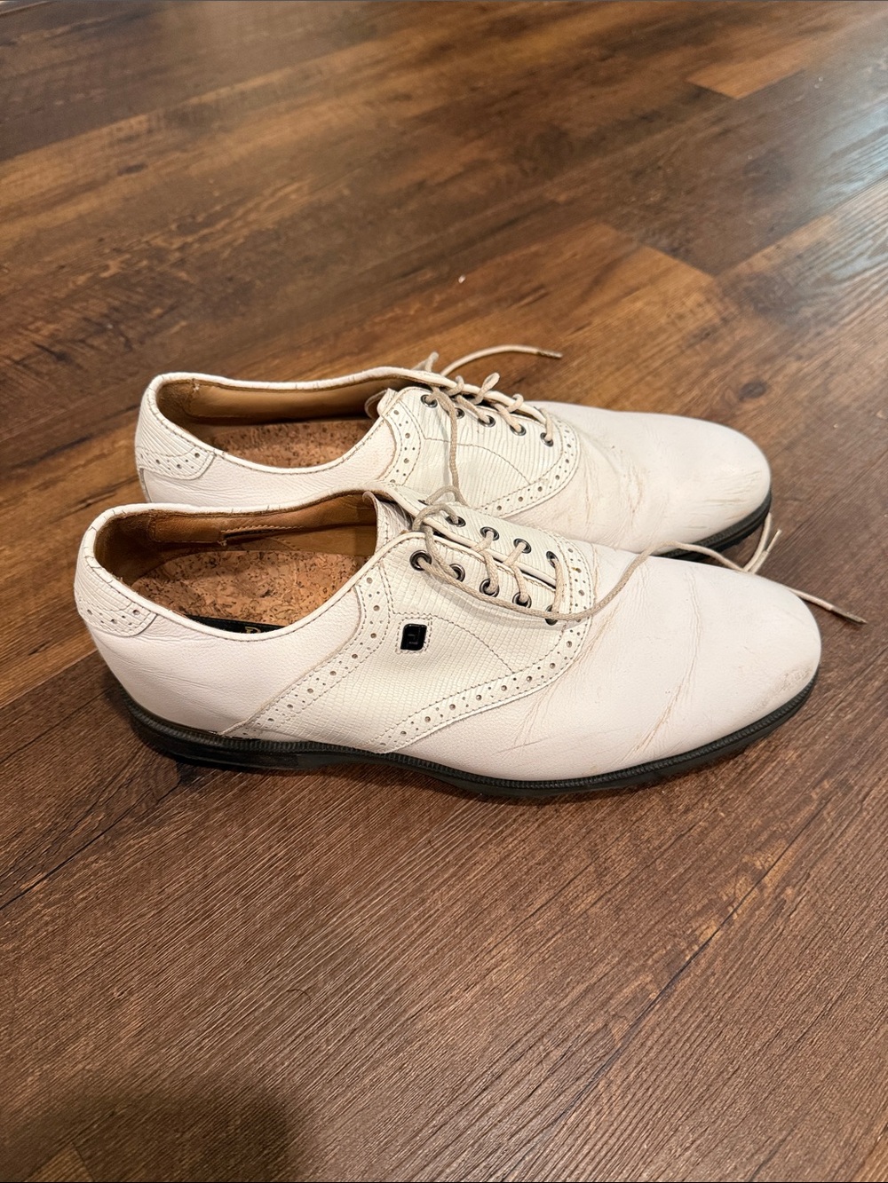 FootJoy Icon Black Men’s White Lace-Up Oxford Golf Shoes